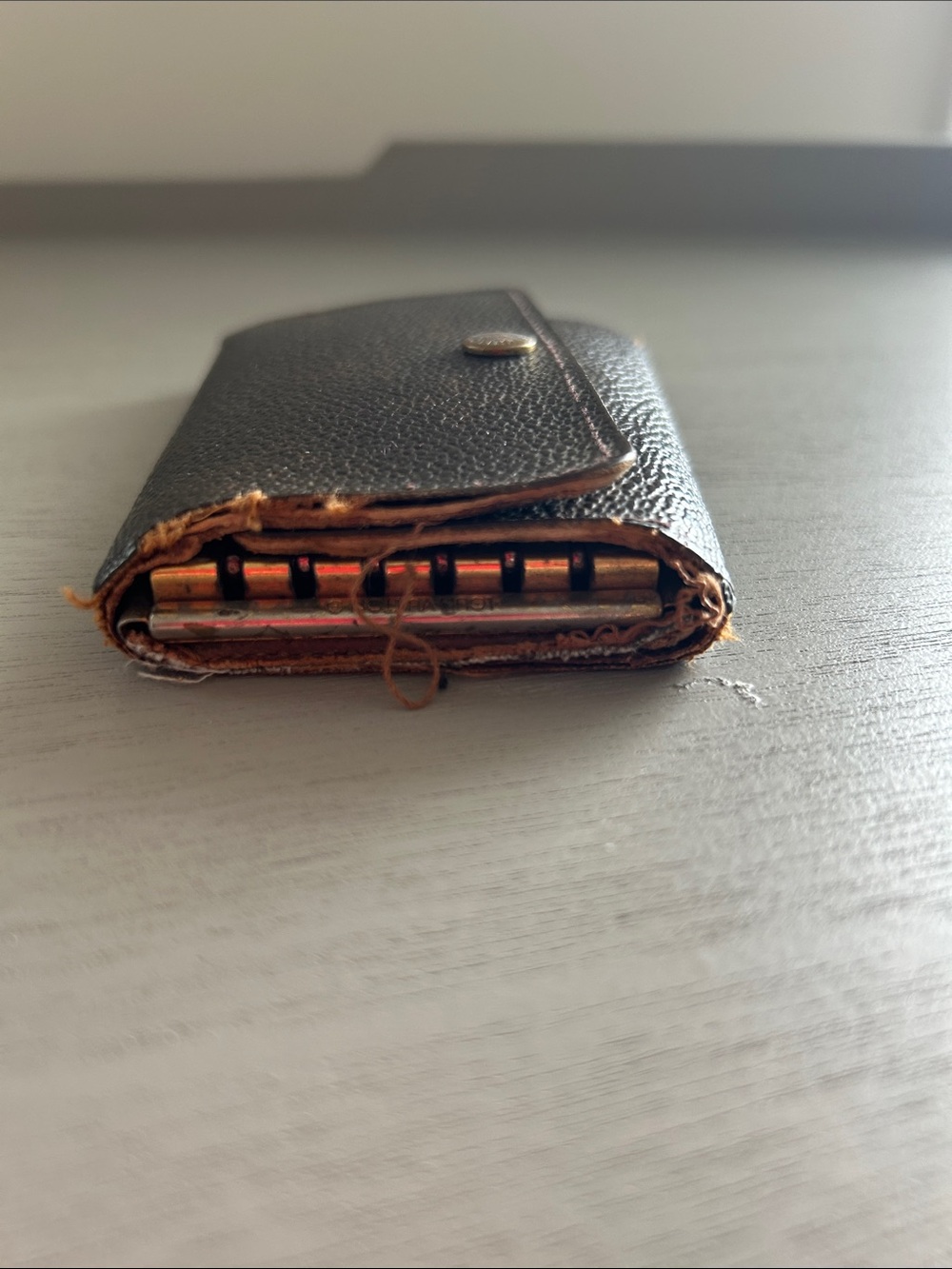 Louis Vuitton Keychain - Picture 3 of 10